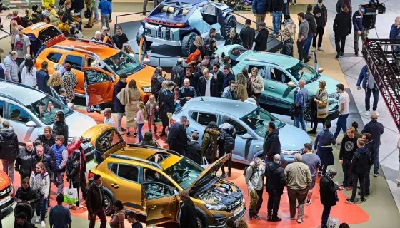 Brussels Motor Show, cars and people